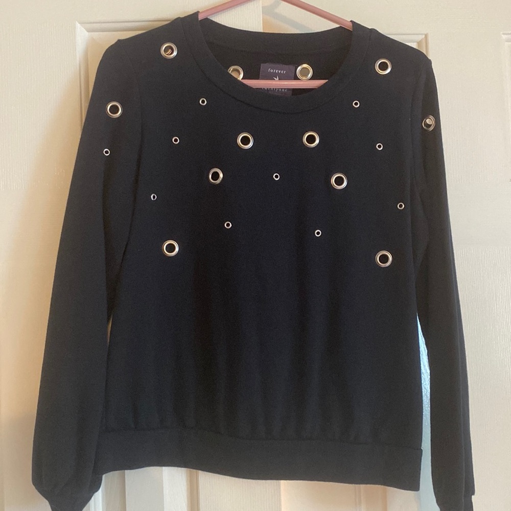 Forever 21 black sweater
